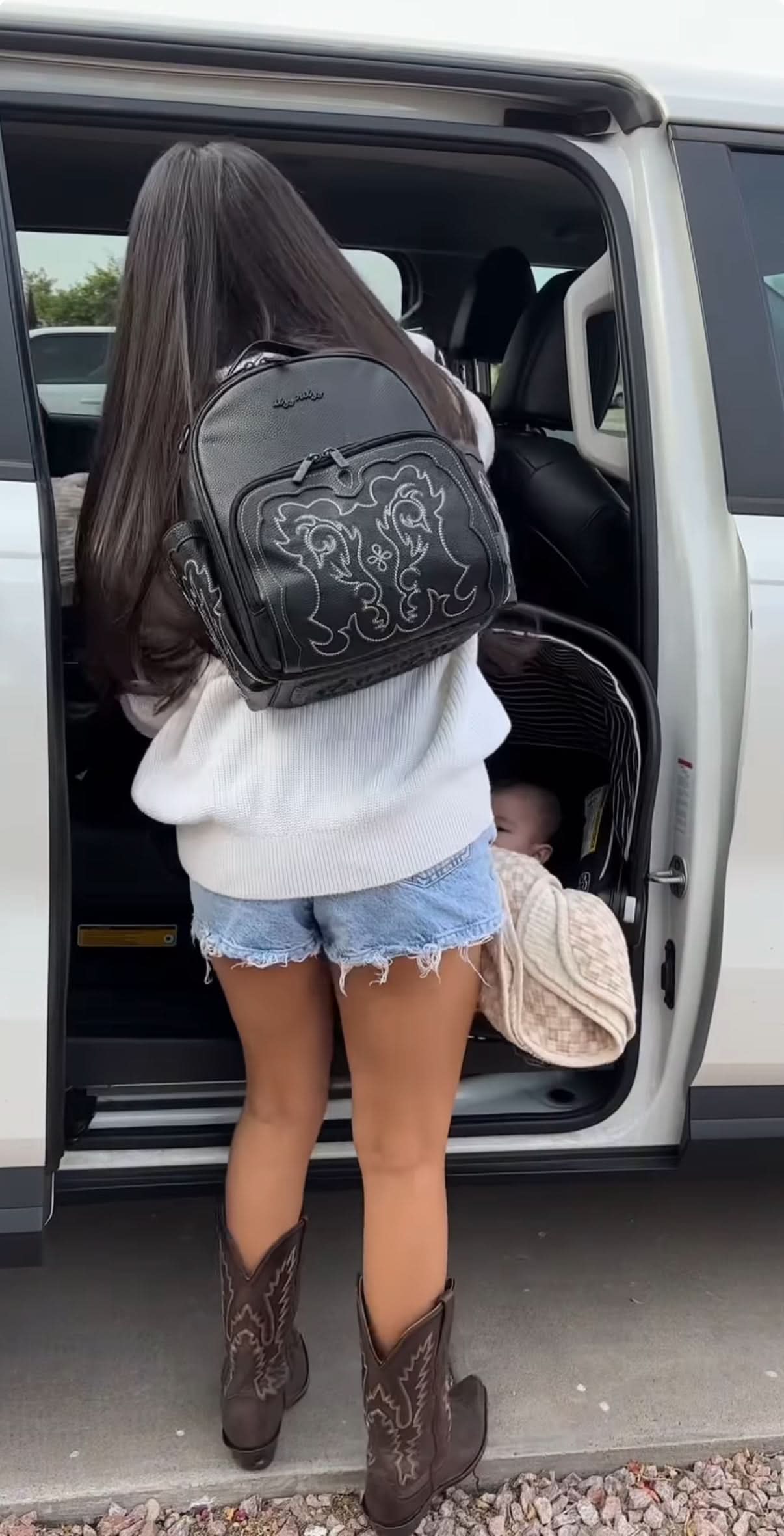 Nash Itzy Mini PlusTM Diaper Bag - Image 25