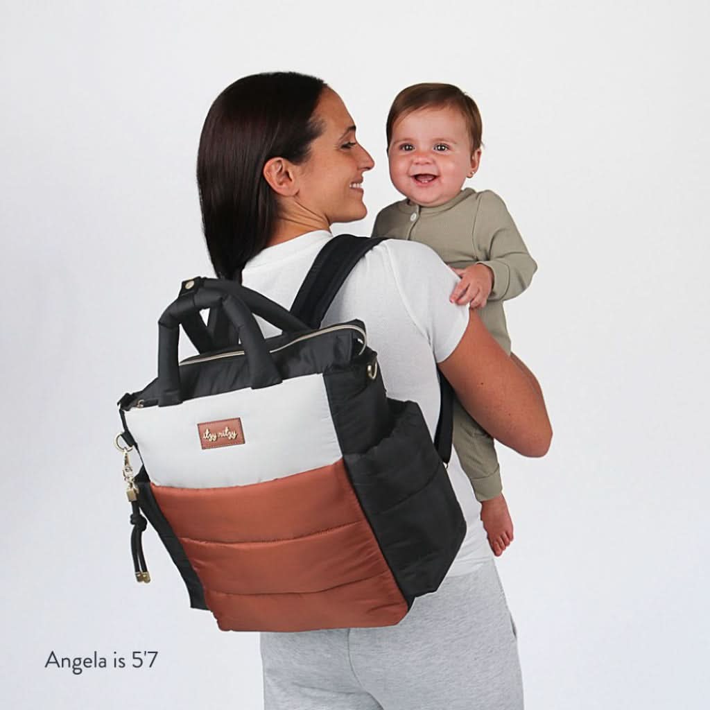Dream ConvertibleTM Diaper Bag - Image 4
