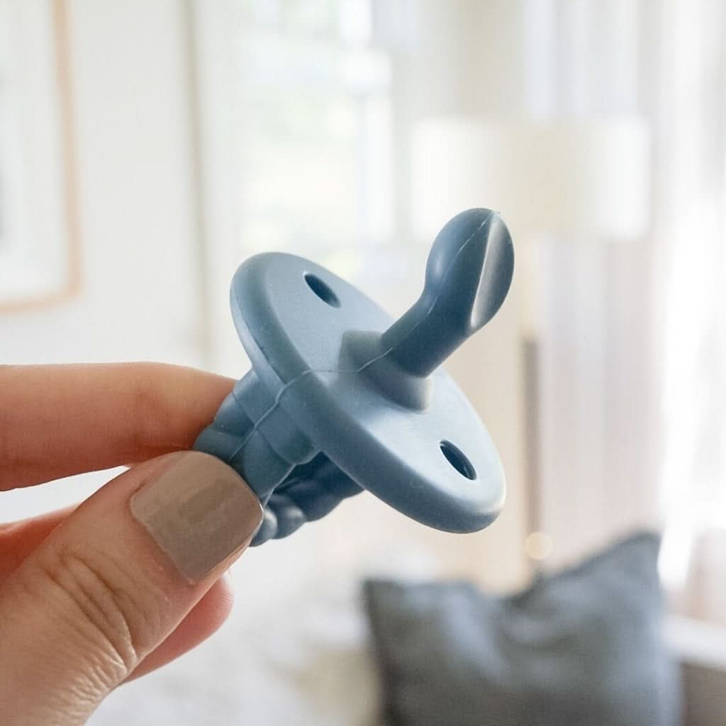 Itzy PaciTM Orthodontic Silicone Pacifier 6-18M - Image 24