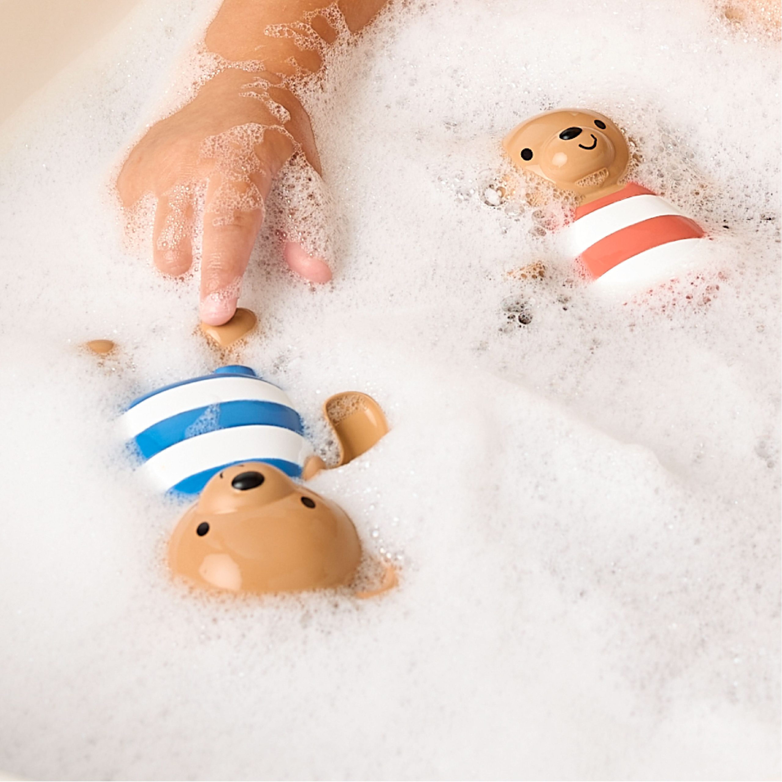 Silly SwimmersTM Bath Set - Image 9