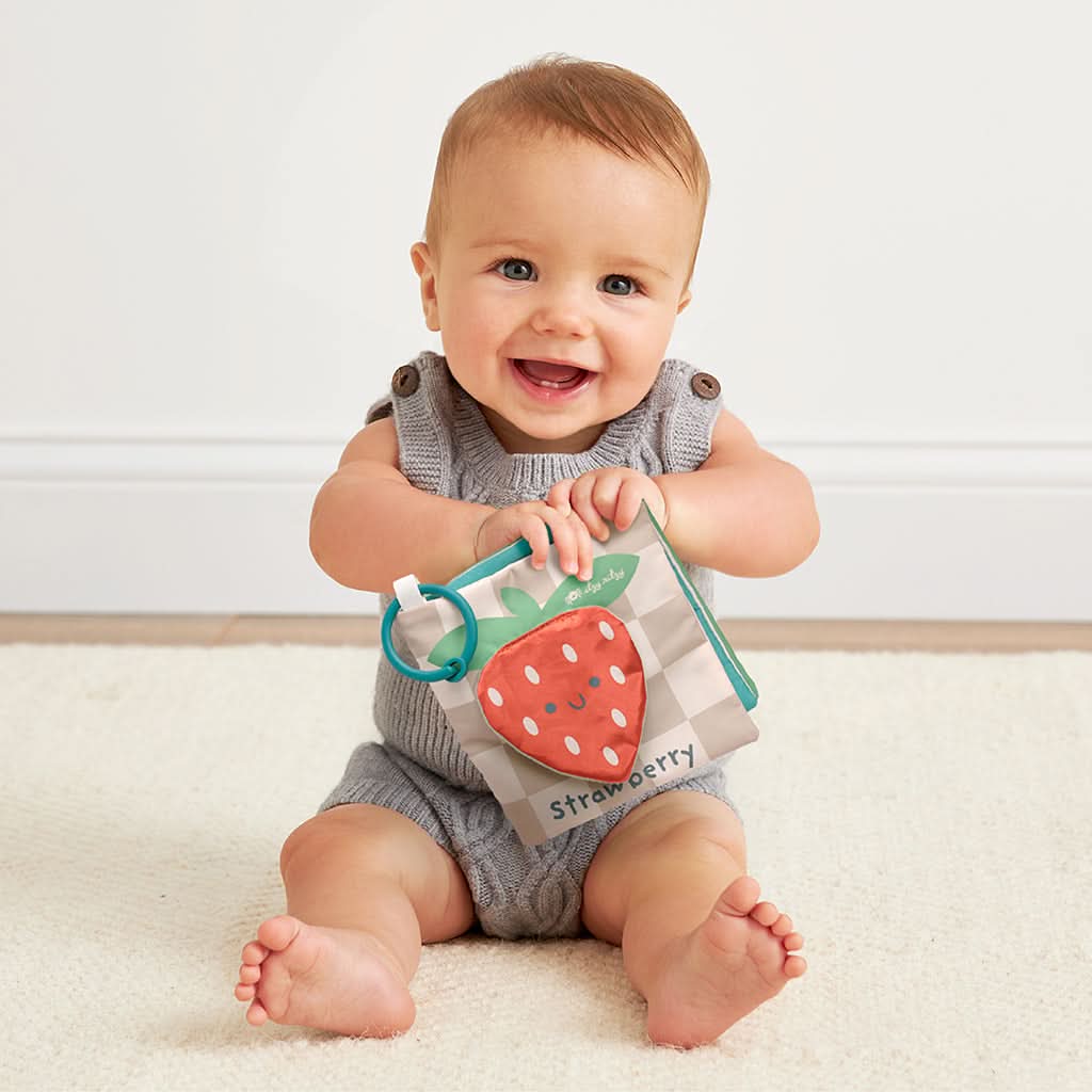 Itzy Learn & Snuggle Gift SetTM - Image 2