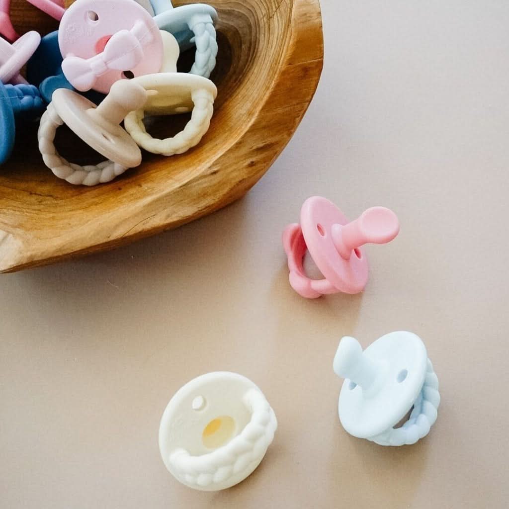 Itzy PaciTM Orthodontic Silicone Pacifier 0-6M - Image 30