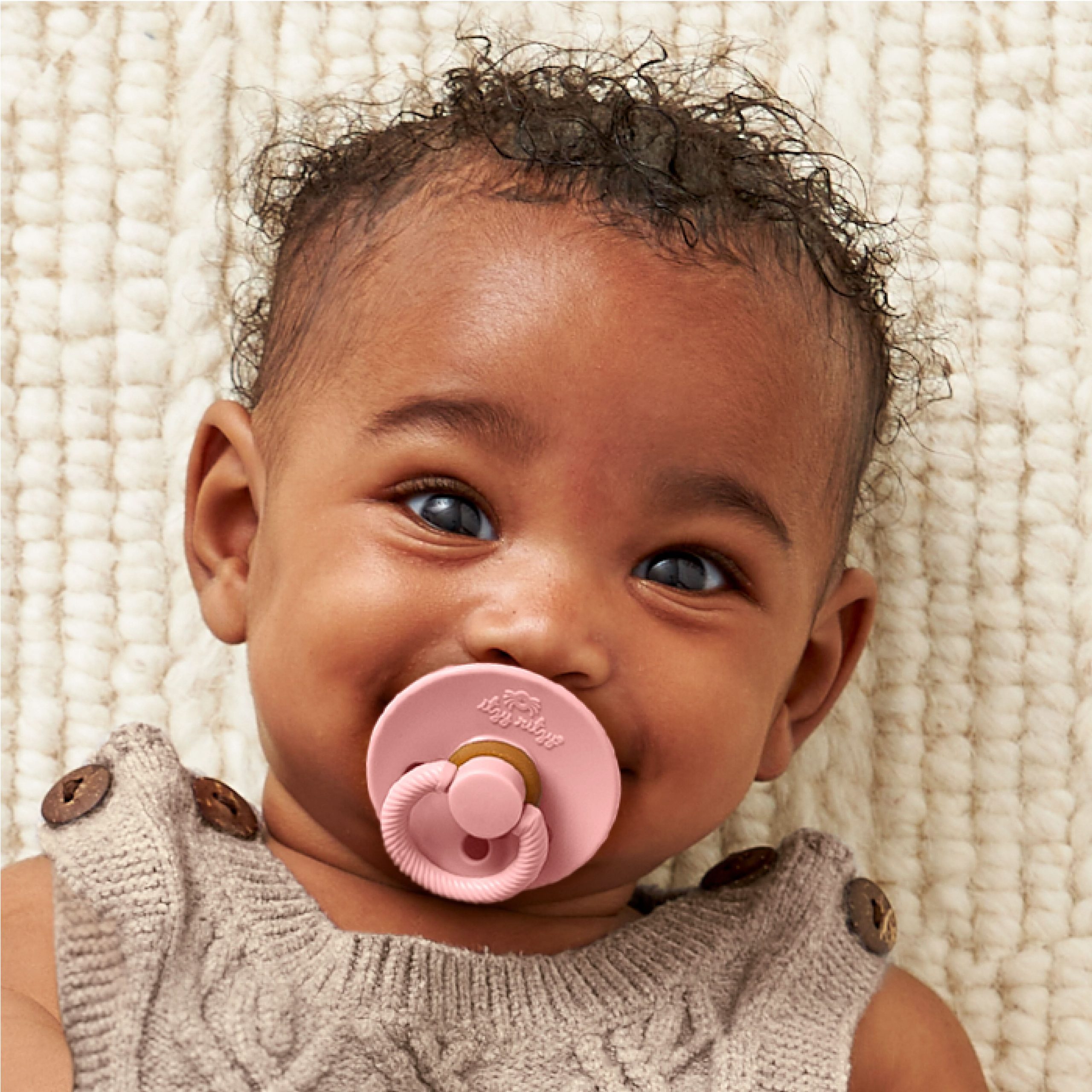 Itzy SootherTM Natural Rubber Pacifier – 0-6M - Image 15