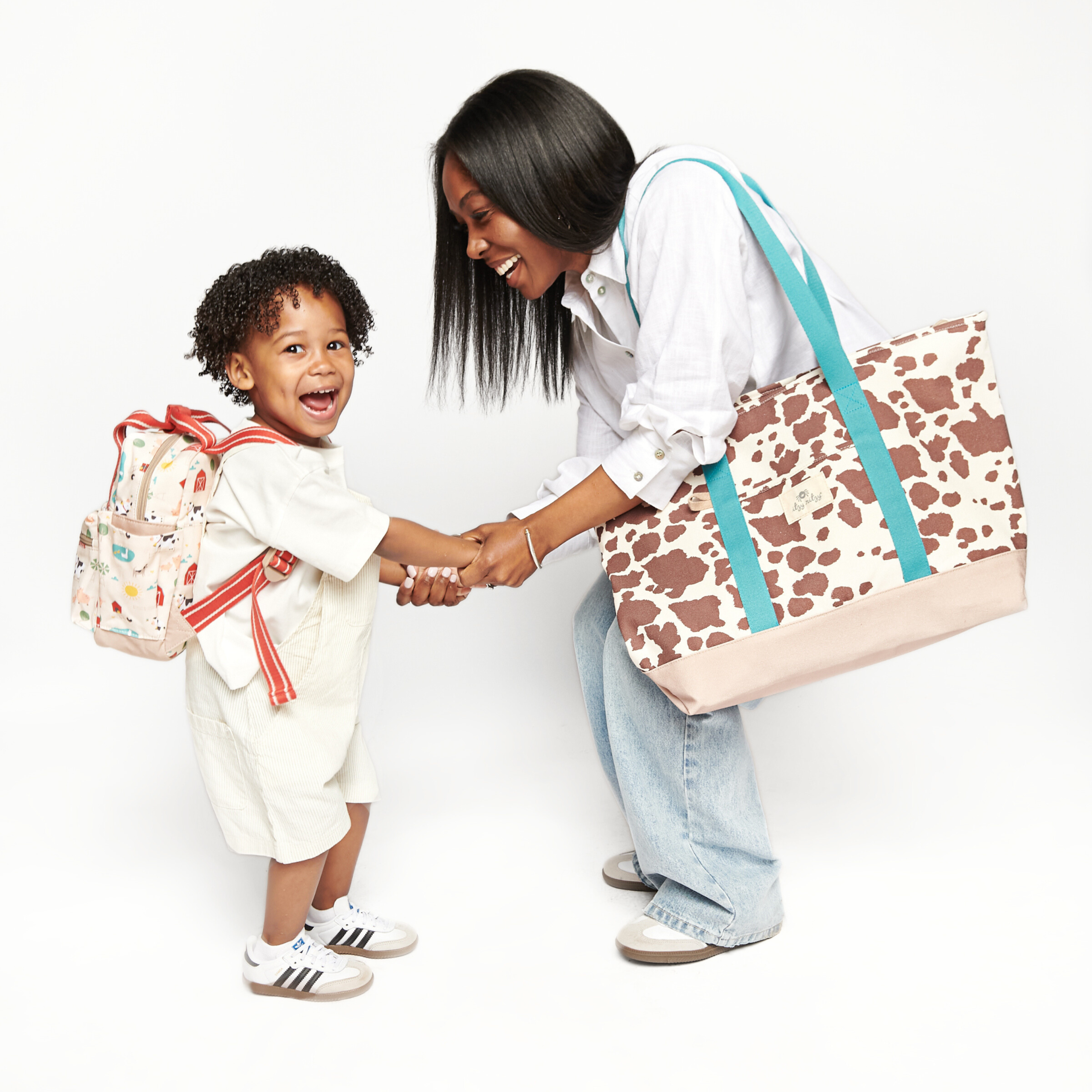 Itzy ExplorerTM Canvas Mom Tote - Image 4